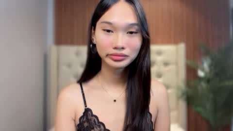 yoursluttyashxx online show from March 14, 5:38 pm