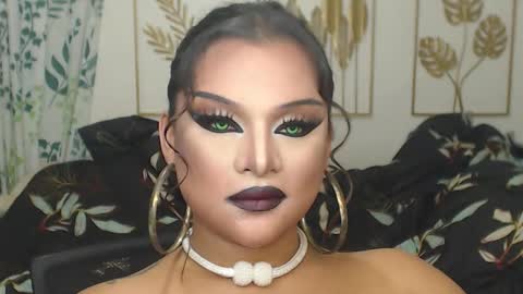 Snapshot of yourtrannyqueenxxx chatting on September 30, 10:54 pm Anastacia Grey online show from September 30, 10:54 pm
