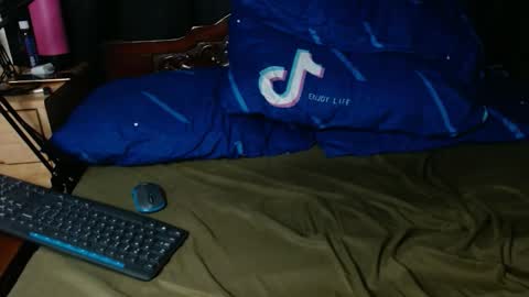 yukikawaiii online show from March 4, 7:36 am