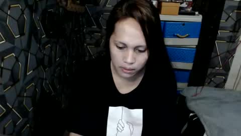 yumi online show from January 17, 12:57 pm