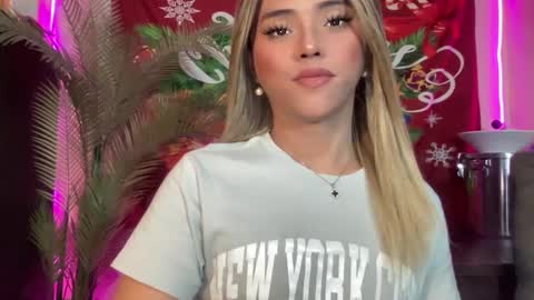 Miss Cali online show from December 30, 10:12 pm
