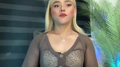 Miss Cali online show from February 17, 4:42 am
