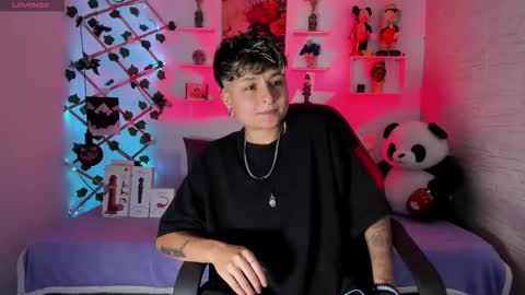 Zury Ramirez online show from November 6, 10:32 pm