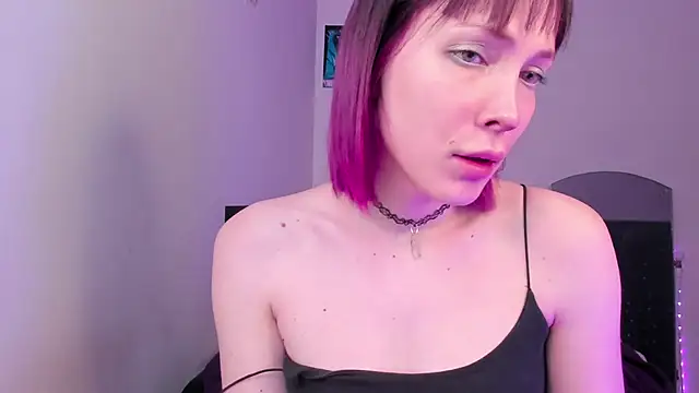 dollmore online show from February 25, 9:41 pm