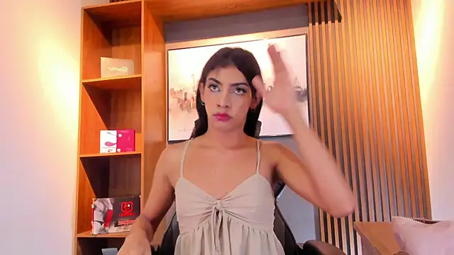 Alahia Rodriguez online show from December 3, 8:24 pm