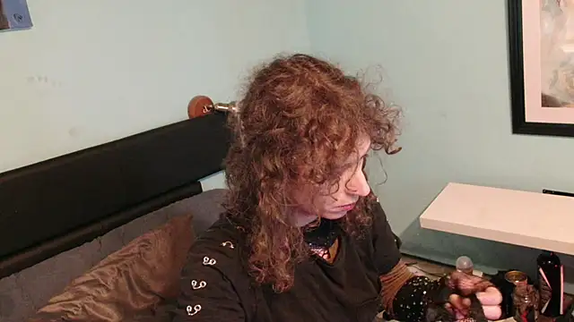 Prxscillia Tx online show from March 11, 7:51 pm