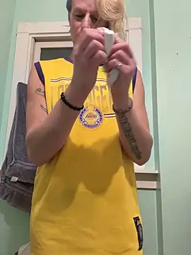 Cutetrans90 online show from December 18, 7:58 am