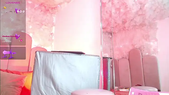 puca ebony online show from April 16, 8:09 pm