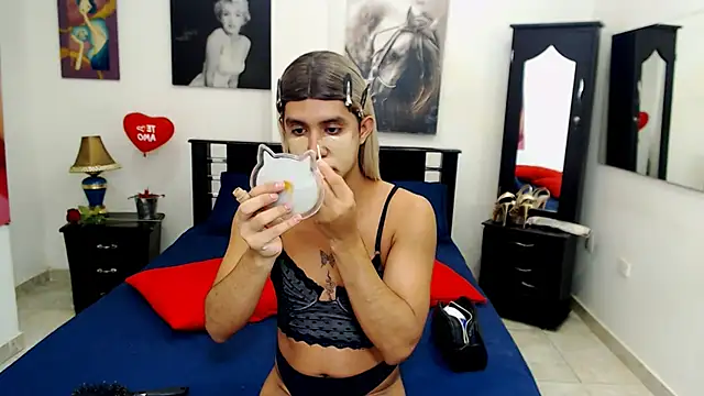 VeronicaReynolds online show from January 9, 12:09 pm