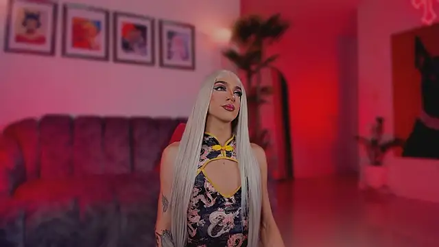 Taylor  foxxx online show from March 27, 6:16 am