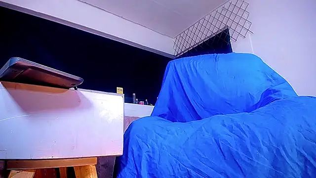 bellatrixx 69 online show from October 28, 11:30 am