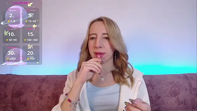 Miiaa doll online show from November 12, 2:57 am