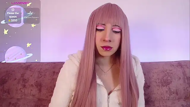 Miiaa doll online show from March 3, 12:56 pm