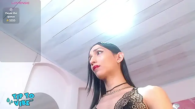 Snapshot of tamarafoxy_ chatting on January 20, 12:28 pm tamarafoxy  online show from January 20, 12:28 pm