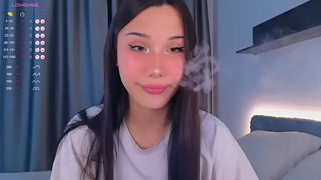 Kaia Sunshine Mia online show from July 11, 1:15 pm