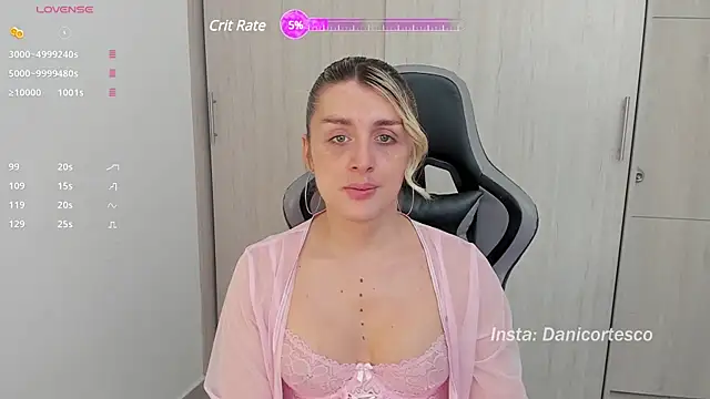 Snapshot of barbie_millit chatting on January 19, 2:17 pm barbie millit online show from January 19, 2:17 pm