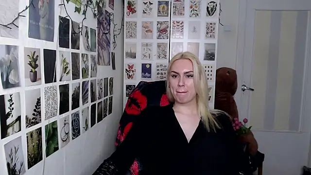 CapriScorpion online show from March 18, 3:00 pm