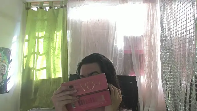 Snapshot of Megan_Miles02 chatting on January 15, 8:37 pm Megan Miles02 online show from January 15, 8:37 pm