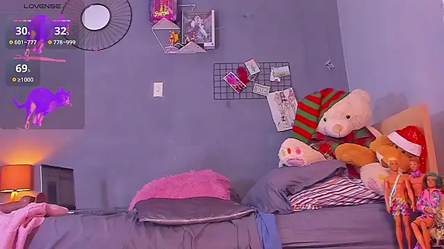 tiffbeatiful online show from December 8, 5:39 am