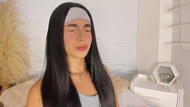 IsabelleFoxx  online show from December 17, 10:04 pm