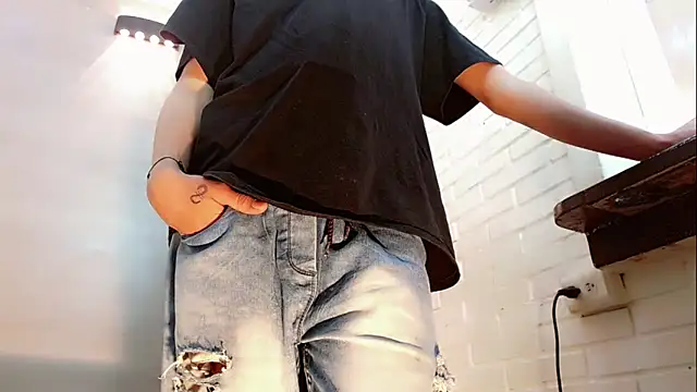 Daniela Pink  online show from December 5, 8:48 pm