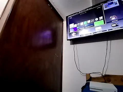 Tifannyfem online show from January 15, 4:33 am