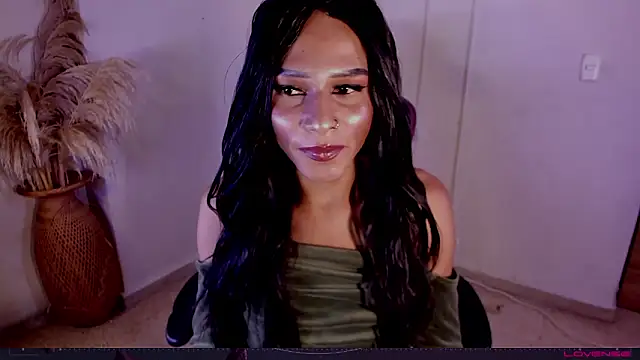 carolinemiller7 online show from January 10, 11:00 pm