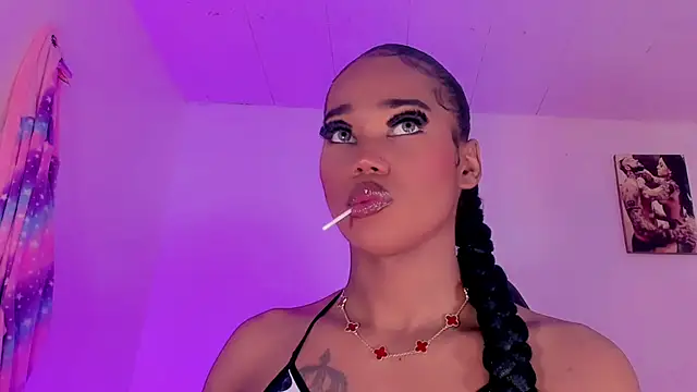 naomy  xx online show from November 5, 3:17 am