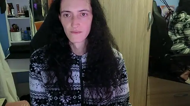 MemiKouki online show from April 14, 3:39 pm