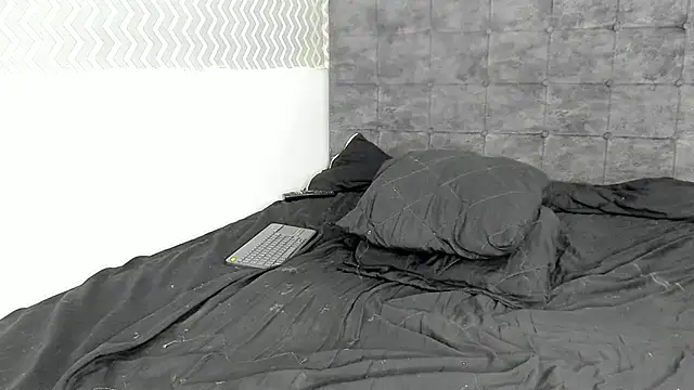 Ariana Salazar online show from January 9, 3:33 am