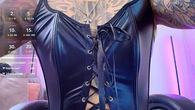  Holly Cat online show from May 30, 2:26 pm