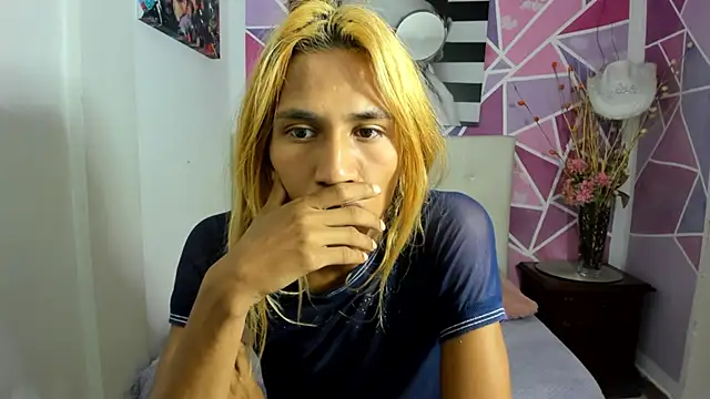 Brisahott online show from February 12, 2:11 pm