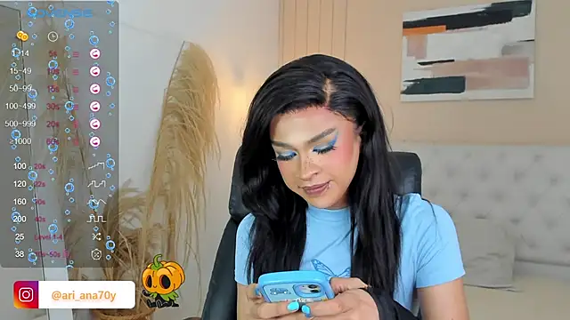 LOISE-XX online show from November 7, 6:13 am