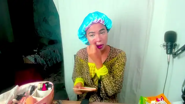 meghanSusexx online show from February 1, 10:08 pm