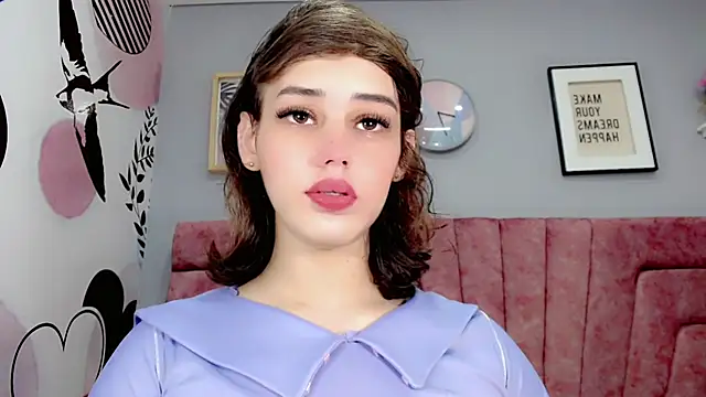 ValeriaAguilar online show from December 3, 1:49 pm