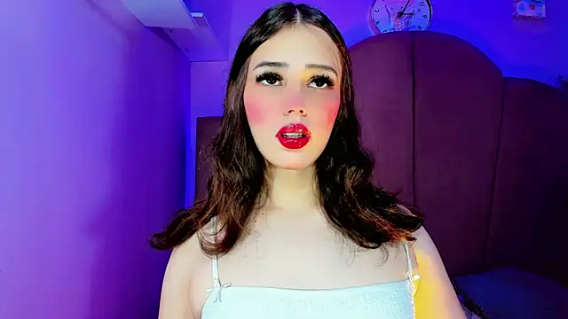 ValeriaAguilar online show from September 8, 9:35 pm