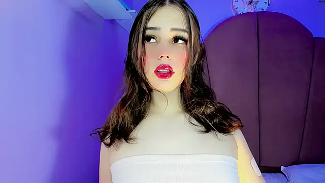 ValeriaAguilar online show from September 12, 9:20 pm