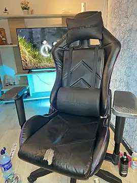 saracaball  online show from April 5, 7:06 am