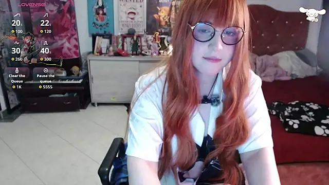 Avril2001 online show from February 2, 5:06 am