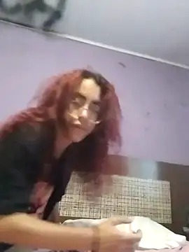 Snapshot of lorraine_alves_ferreira chatting on February 19, 8:41 pm lorraine alves ferreira online show from February 19, 8:41 pm