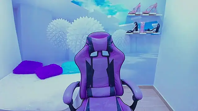 DEMI LEED online show from November 13, 12:58 pm