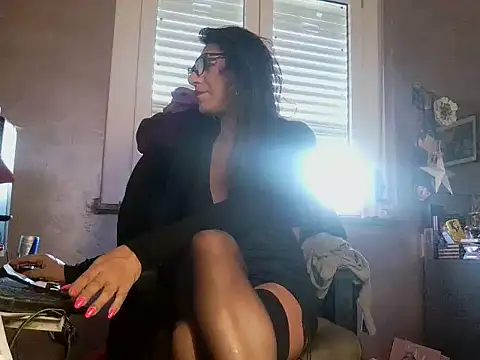 LadyVenere online show from December 14, 8:20 am