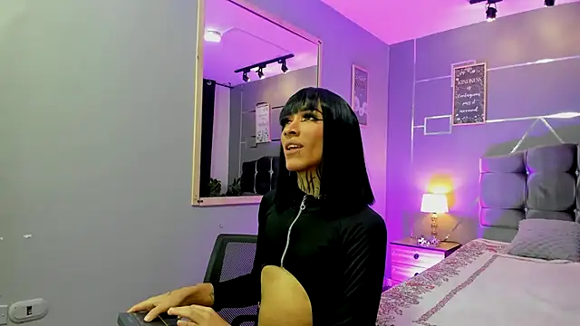 Micaela Rangel online show from October 3, 4:01 am