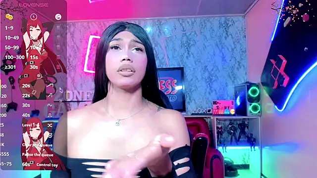 nicol gill  online show from April 9, 11:27 am