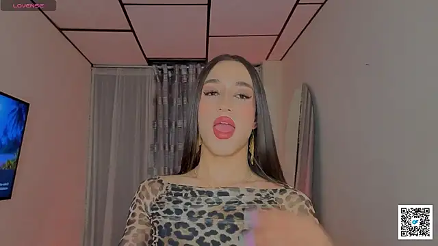 Goddivaa online show from December 4, 6:07 am