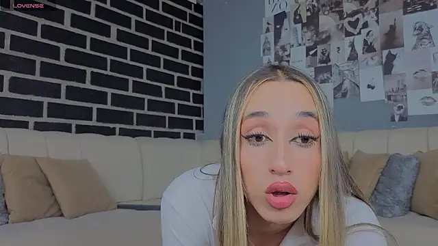 Goddivaa online show from March 12, 12:48 am