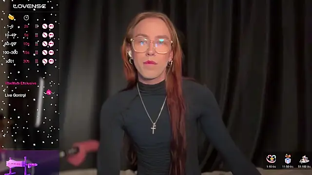 Avril Pearly  online show from November 29, 3:25 pm