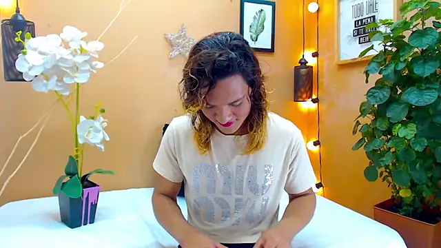 aslyhernandez 7 online show from October 14, 12:17 pm