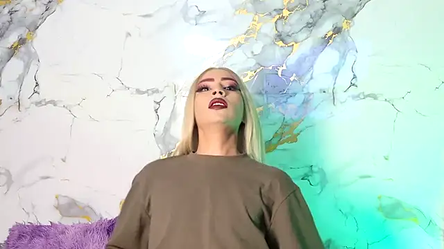 BrianaSchafer online show from March 13, 8:58 pm