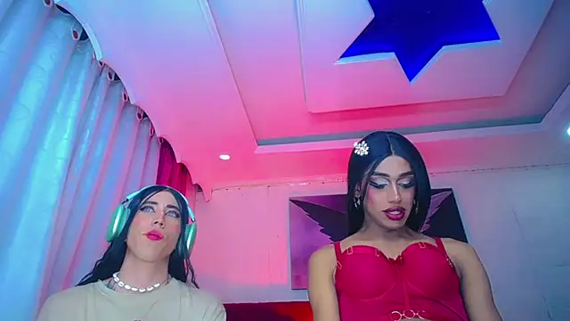 NahomiCamper online show from November 16, 3:38 am